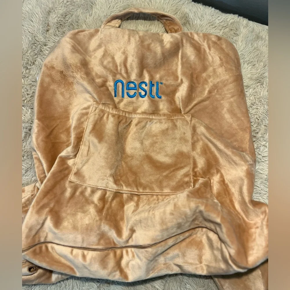 Nestl reading pillow cover‎